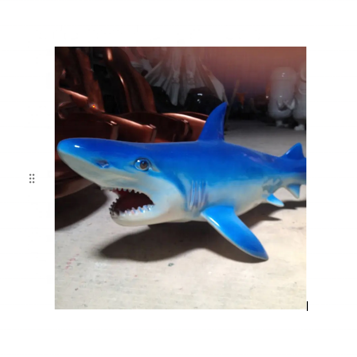 Marine Life Aquariums - Fabryka Kreatywnego Projektowania - Statua Rekina